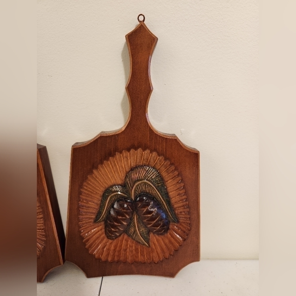Wooden Etched Carvings - Picture 5 of 8